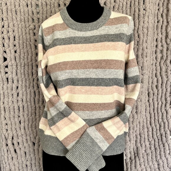 Gap Striped Knit Sweater Size medium - Picture 2 of 13